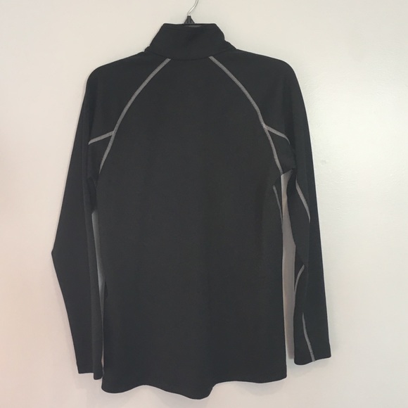 Women’s Medium Cold Gear Top - Picture 2 of 4